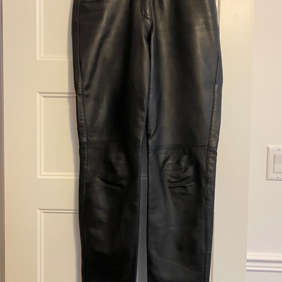 Woman Black Leather Pant - Picture 2 of 5